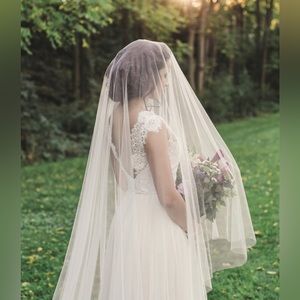 Reem Acra White Cathedral Veil with Blusher